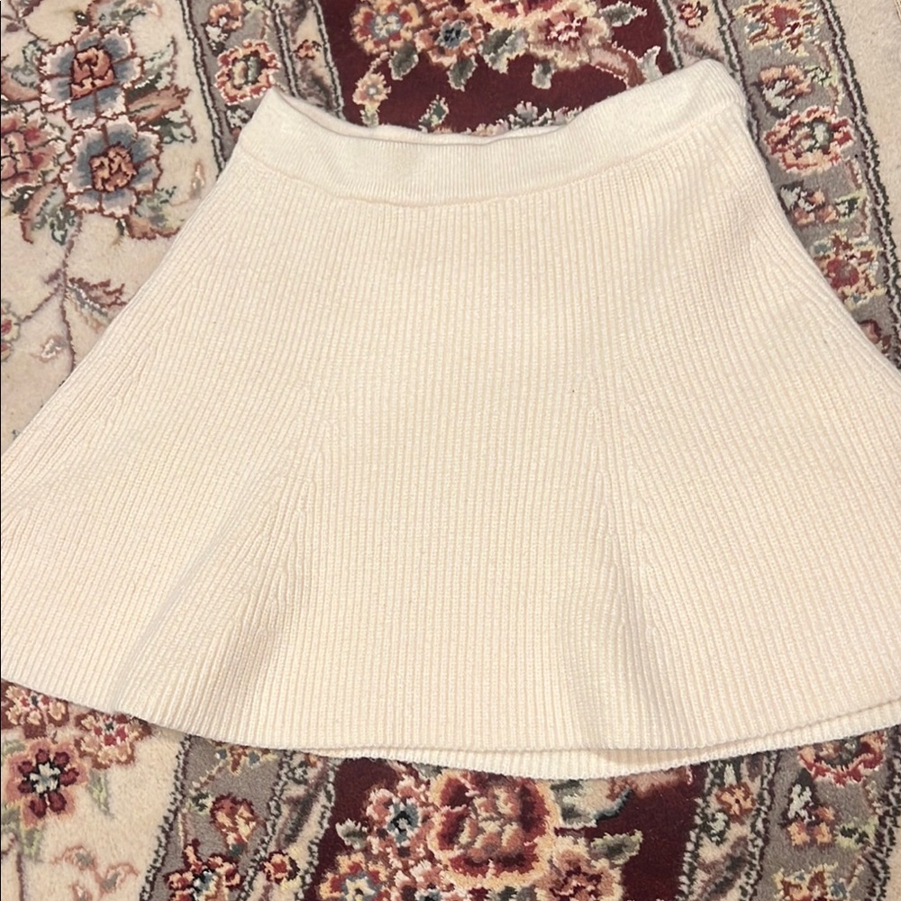 Girls Zara Skirt Cream Size 9-10